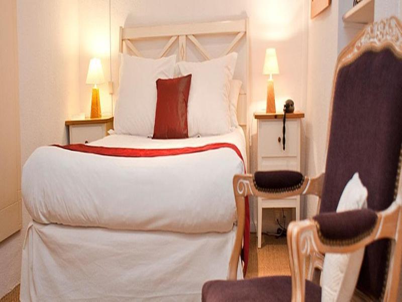 Hotel Logis Auberge Côté Jardin à Lézignan-Corbières Extérieur photo